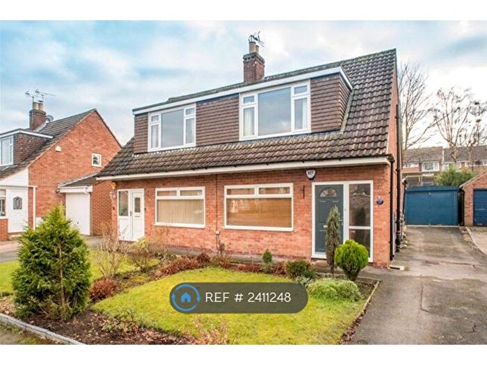 3 Bedroom Semi-Detached House To Rent In Linton Grove, Leeds, LS17