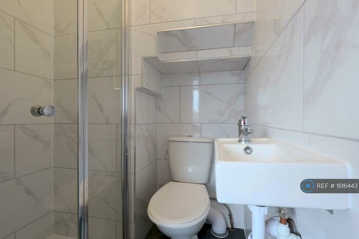 Studio To Rent In Oxford Road, Reading, RG30