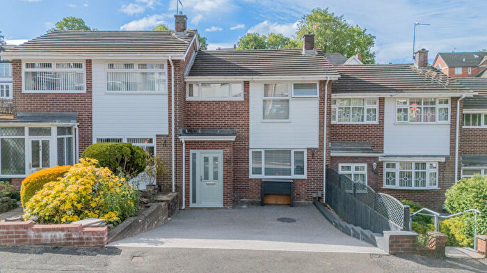 3 Bedroom Terraced House For Sale In Forest Close, Newport, NP19