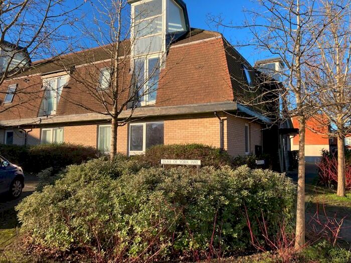 2 Bedroom Flat To Rent In John Day Close, Coxheath, Maidstone ME17