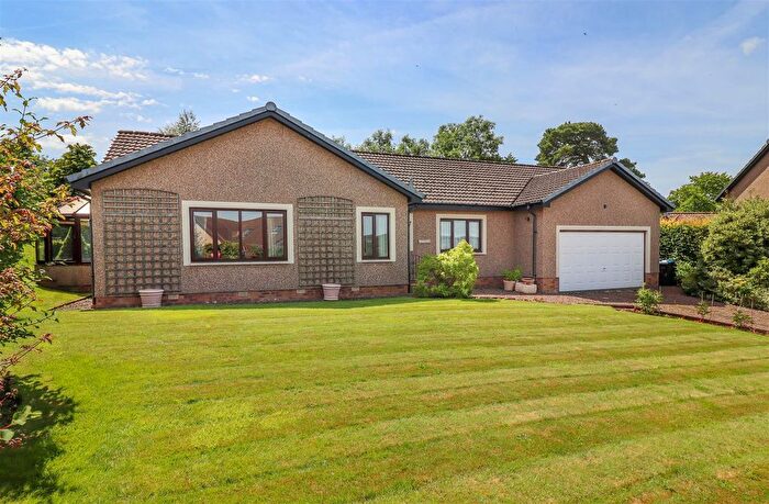 3 Bedroom Detached Bungalow For Sale In Ruberslaw Drive, Denholm, Hawick, TD9