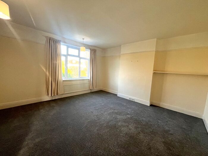5 Bedroom Semi-Detached House To Rent In Harwood Avenue, Bromley, Kent, BR1