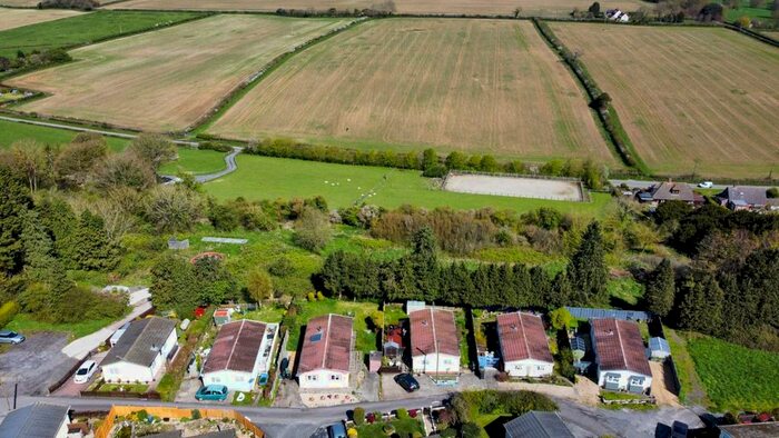 2 Bedroom Mobile/park Home For Sale In Lady Bailey Park, Winterborne Whitechurch, DT11