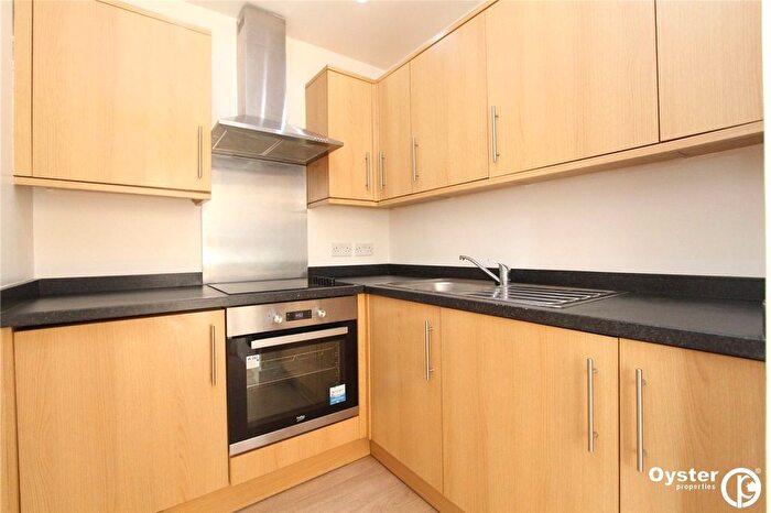 1 Bedroom Flat To Rent In High Street, Grosvenor House, HA8