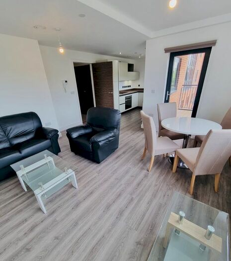 2 Bedroom Flat To Rent In Hurst Street, Liverpool, L1
