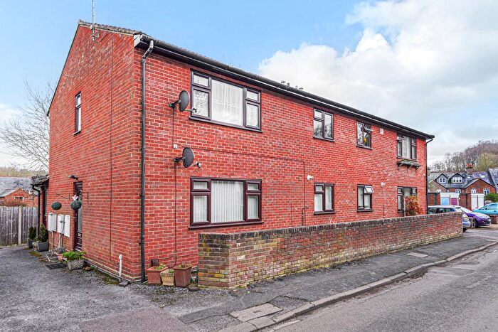 2 Bedroom Maisonette To Rent In Woodley Hill, Chesham, HP5