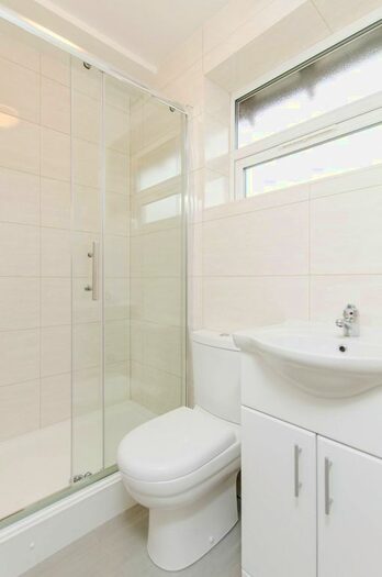 Studio To Rent In Hawthorn Road, South Ealing, Ealing, W5