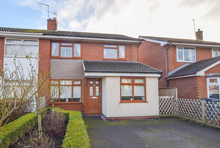 3 Bedroom Semi Detached House For Sale In Poulton Royd Drive, Spital, CH63