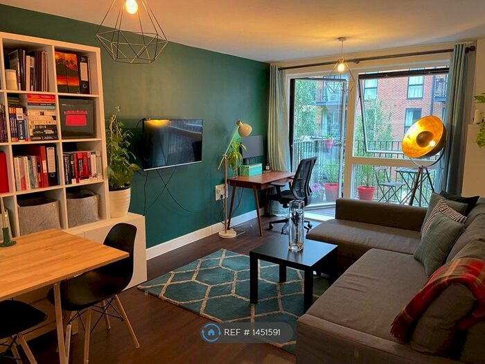 1 Bedroom Flat To Rent In Milles Square, London, SW9