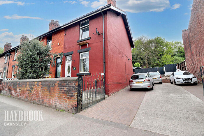 2 Bedroom End Of Terrace House For Sale In Grange Lane, Stairfoot, S71