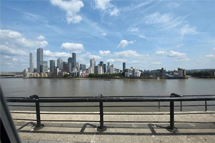 2 Bedroom Penthouse To Rent In Princes Court, Rope Street, London, SE16