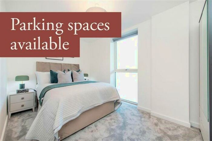 2 Bedroom Apartment To Rent In Bed, Nd Floor Capri At Valentines House In Beam Park, RM13