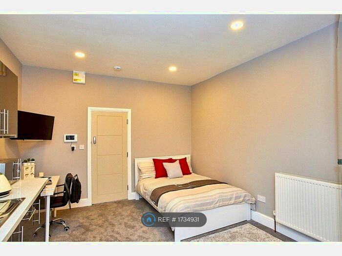 Studio To Rent In Warwick Row, Coventry, CV1