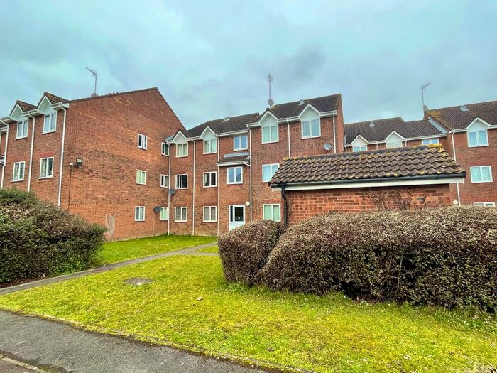 1 Bedroom Flat To Rent In Byron Road, Eastleigh, SO50