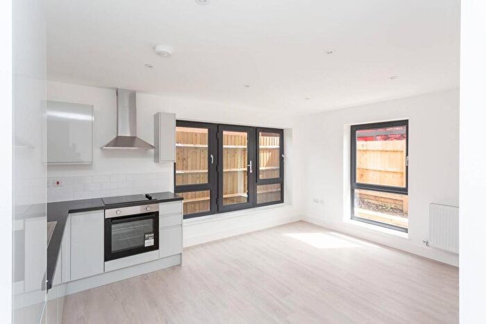 1 Bedroom Flat To Rent In Marlowes, , Hemel Hempstead, HP1