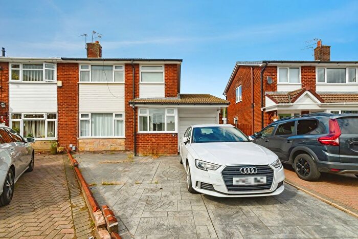 3 Bedroom Semi Detached House For Sale In Edgemoor Close, Radcliffe, Manchester, Greater Manchester, M26