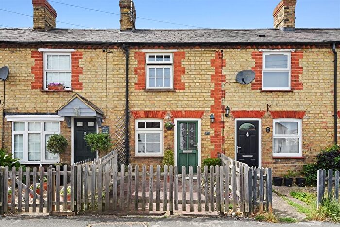 1 Bedroom Cottage For Sale In Quainton Road, Waddesdon, Buckinghamshire., HP18
