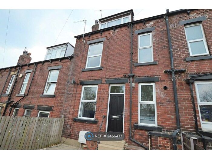 2 Bedroom Terraced House To Rent In Barnbrough Street, Leeds, LS4