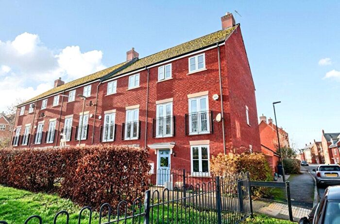 3 Bedroom End Of Terrace House For Sale In Beauchamp Walk, Walton Cardiff, Tewkesbury, GL20