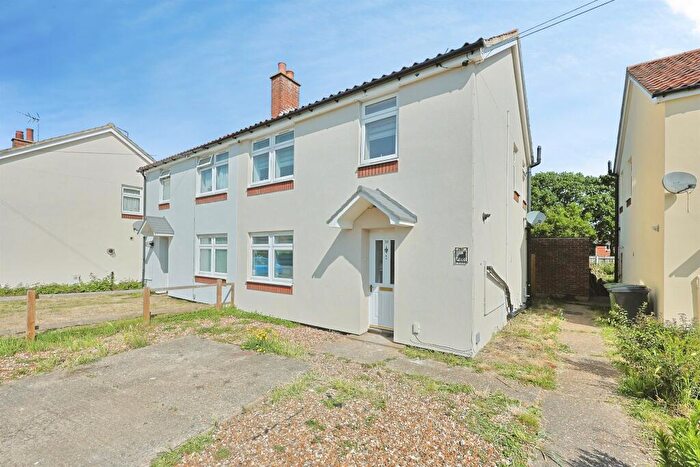 3 Bedroom Semi Detached House For Sale In Moorgate Road, Dereham, NR19