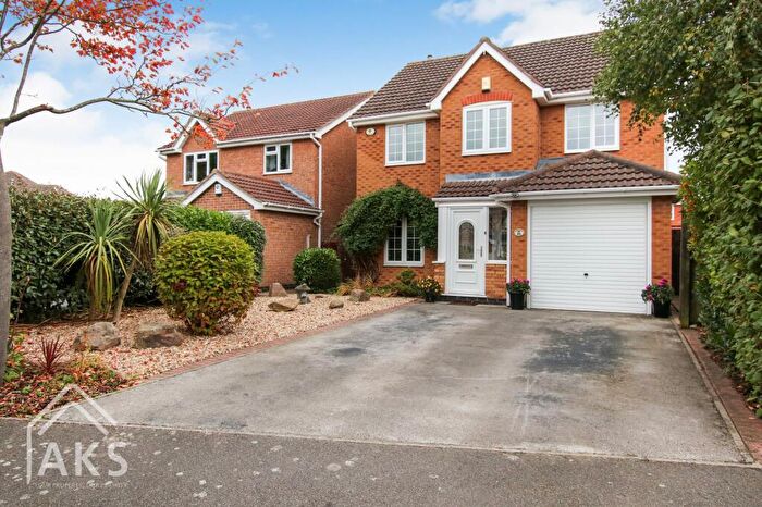 4 Bedroom Detached House For Sale In Orchard Close, Boulton Moor, DE24