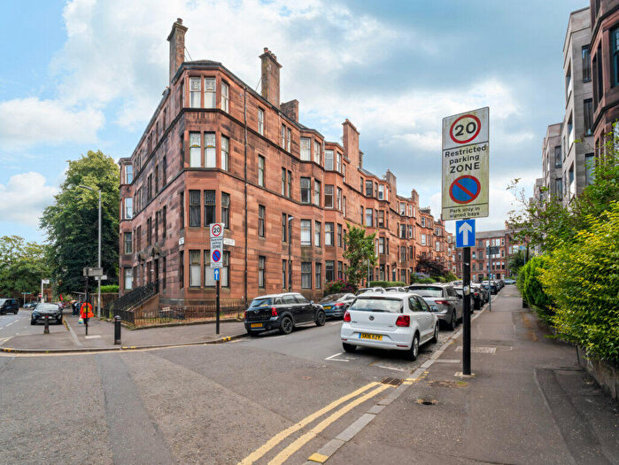 1 Bedroom Apartment For Sale In Hyndland Avenue, Glasgow -, G11