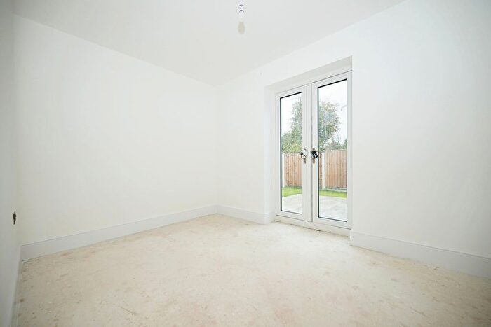 3 Bedroom Detached Bungalow For Sale In Edmondson Close, Dunchurch, Rugby, CV22