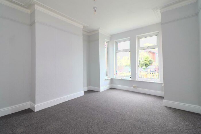 3 Bedroom Semi-Detached House To Rent In Park Road, Southampton, SO15
