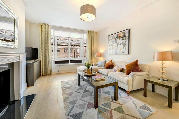 1 Bedroom Flat To Rent In Richmond Court, Sloane Street, SW1X