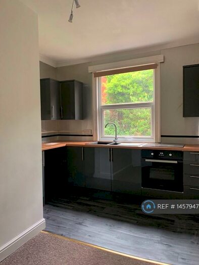 2 Bedroom Flat To Rent In Leek, Leek, ST13
