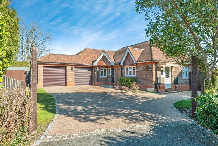 3 Bedroom Detached House For Sale In Murrells Walk, Great Bookham, Leatherhead, Surrey, KT23