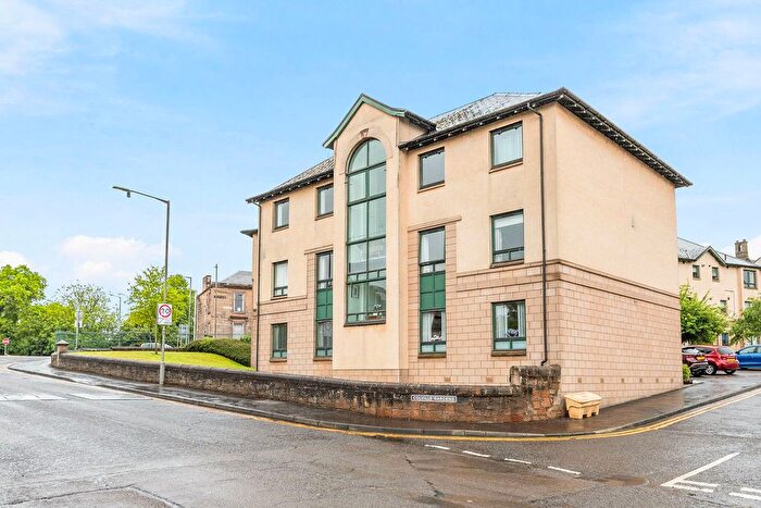2 Bedroom Flat For Sale In Colville Gardens, Alloa, FK10