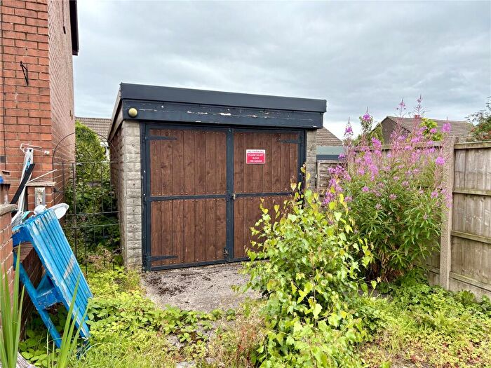 Garage / Parking For Sale In Norfolk Avenue, Heywood, Greater Manchester, OL10