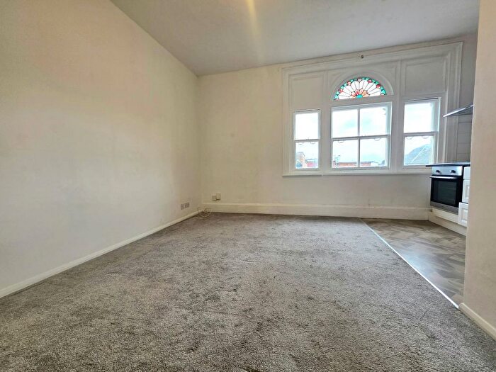 1 Bedroom Flat To Rent In High Street, Bromley, BR1