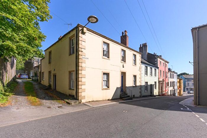 4 Bedroom End Of Terrace House For Sale In Castlegate, Cockermouth, CA13