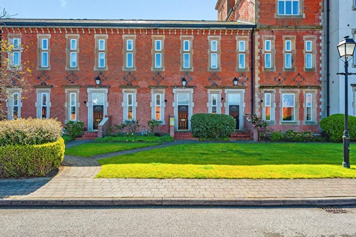 2 Bedroom Property For Sale In Duesbury Court, Mickleover, Derby, DE3