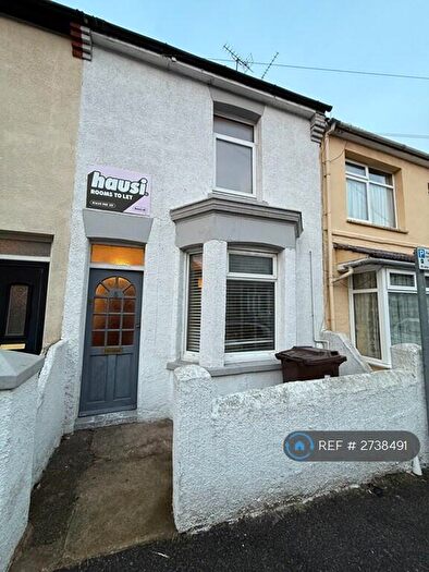 3 Bedroom Terraced House To Rent In Selbourne Road, Gillingham, ME7