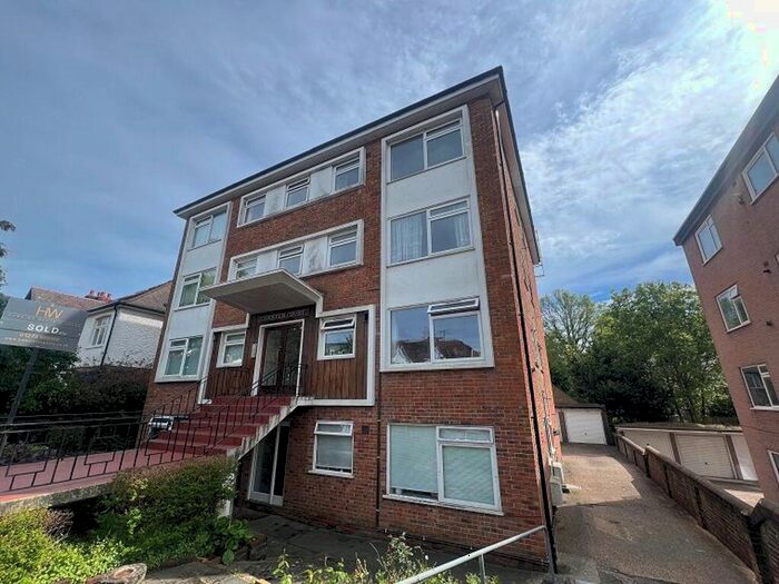 1 Bedroom Flat To Rent In Chester Court, Davigdor Road, Hove, BN3