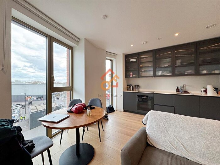 1 Bedroom Studio To Rent In Ashley Road, Tottenham Hale, London, N17