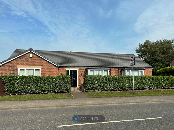 3 Bedroom Bungalow To Rent In Cushycow Lane, Ryton, NE40