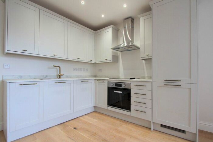 1 Bedroom Apartment To Rent In Butchers Row, Banbury, Oxon, OX16