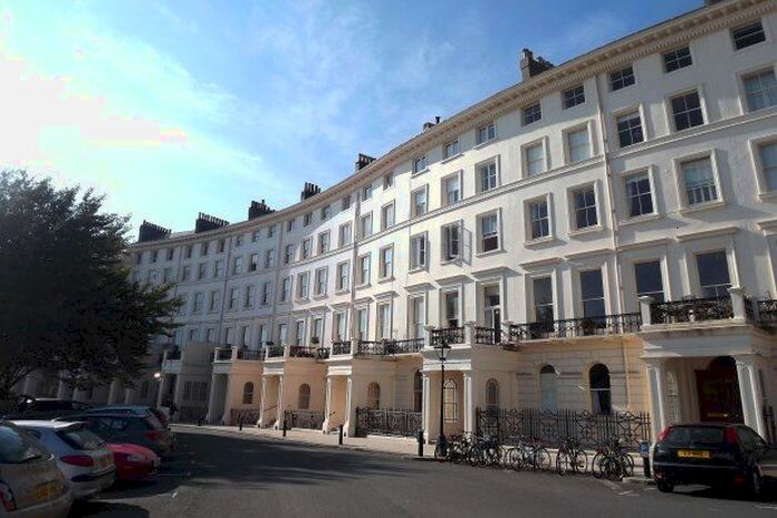 Studio To Rent In Adelaide Crescent, Hove, BN3