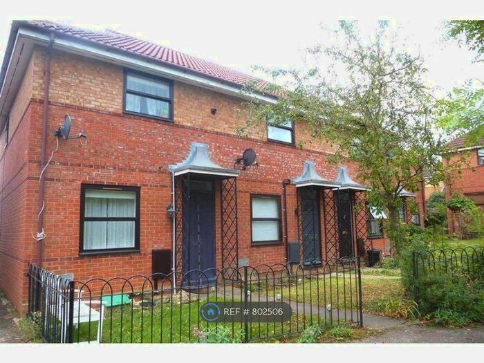 2 Bedroom End Of Terrace House To Rent In Newbridge Oval, Milton Keynes, MK4