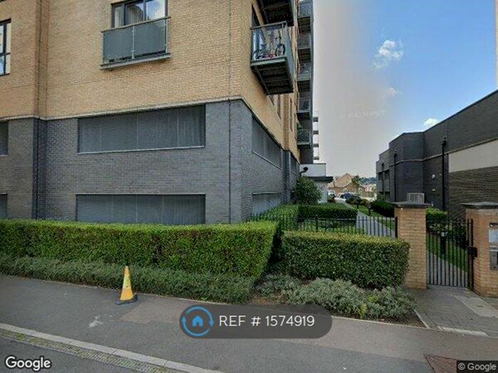 2 Bedroom Flat To Rent In Little Brights Road, Belvedere, DA17