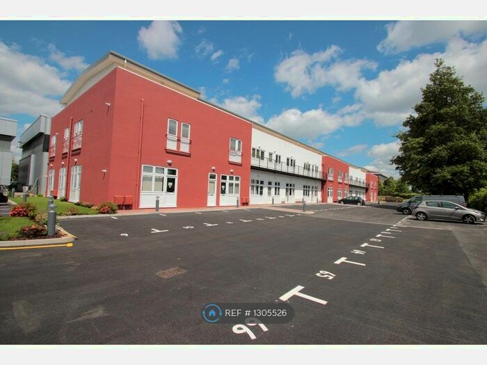 1 Bedroom Flat To Rent In Dwight Road, Watford WD18