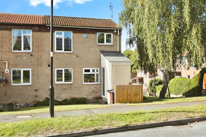 3 Bedroom Semi-Detached House For Sale In Waterthorpe Gardens, Westfield, Sheffield, S20