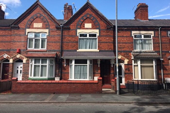 2 Bedroom Terraced House To Rent In West Street, Crewe, CW1