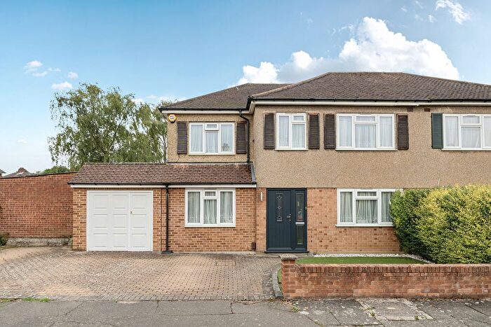 4 Bedroom Semi-Detached House For Sale In Crosier Road, Ickenham, UB10