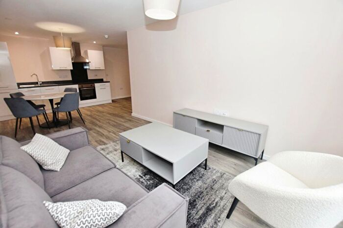 2 Bedroom Flat To Rent In Drawbridge House, City Road, Manchester, M15