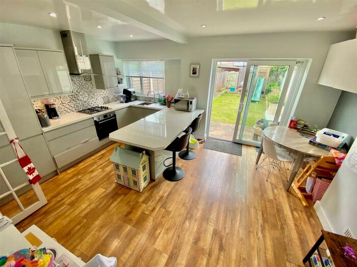 3 Bedroom House To Rent In Sompting Road, Worthing, BN14